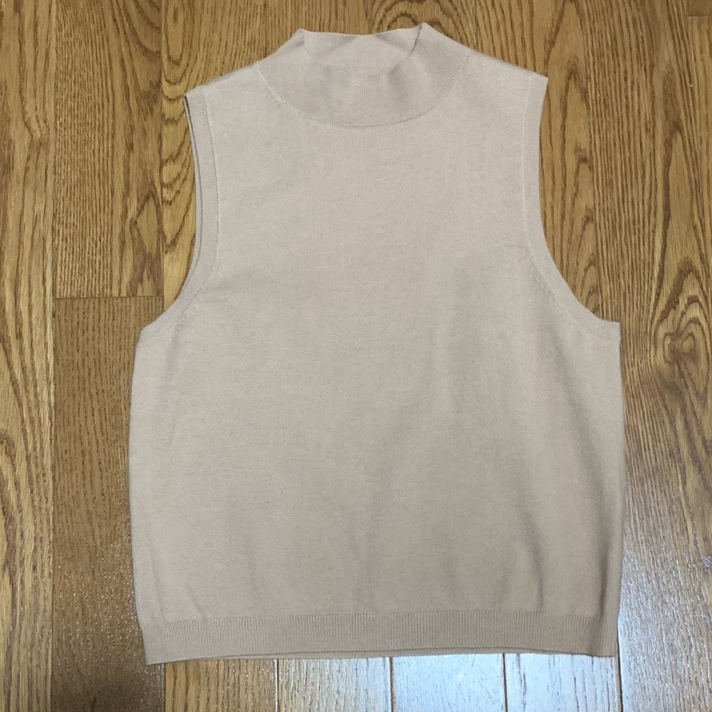 KATHERINE KELLY Sleeveless Crop Knit